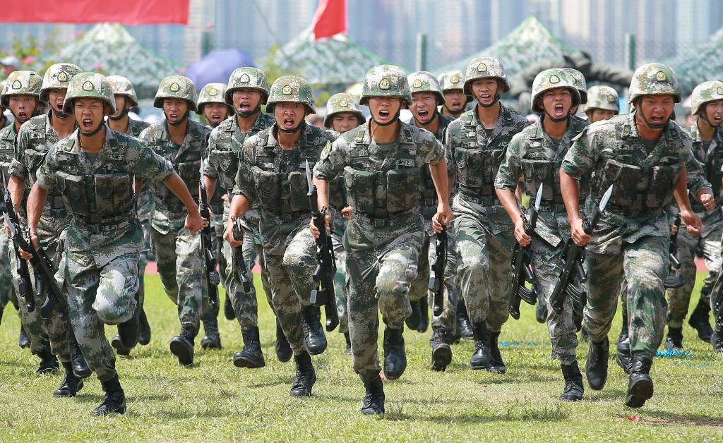Trung Quốc có bao nhiêu lính đóng tại Hong Kong và... lý do?