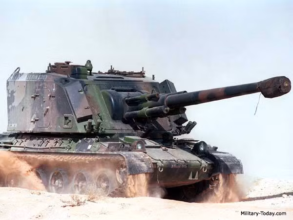 Choáng với sức mạnh khẩu pháo tự hành hàng khủng của Pháp