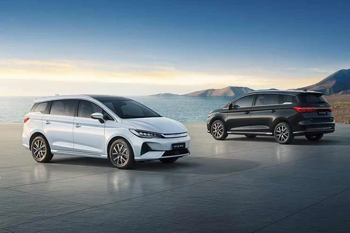 BYD M6 cán mốc doanh số 1.000 xe lăn bánh tại Việt Nam