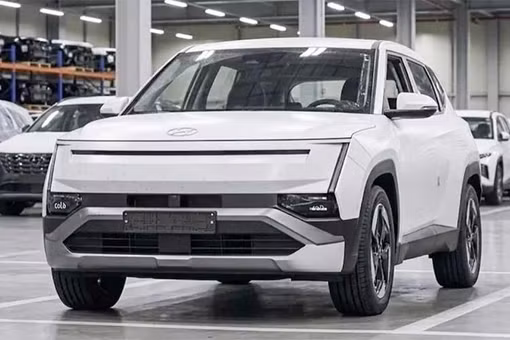 Hyundai Tucson 2027 lộ nội thất không che, màn hình 17 inch nổi bật