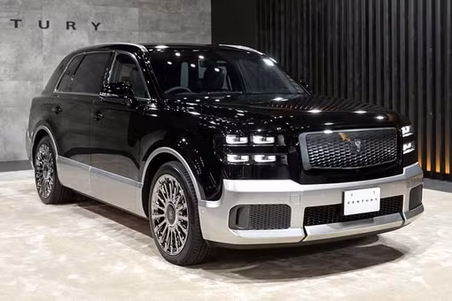 [GALLERY] Toyota Century có giá gần 20 tỷ, đắt hơn cả Rolls-Royce Cullinan
