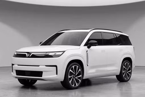 SUV cỡ lớn hoàn toàn mới của VinFast lộ diện, Kích thước ngang VF9