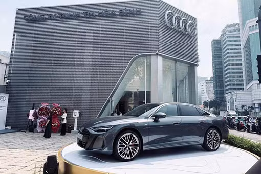 Audi Việt Nam giảm đến 300 triệu đồng cho loạt xe sang tháng 5/2026