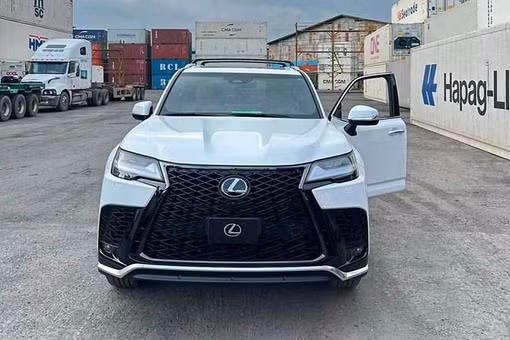 [GALLERY] Cận cảnh SUV Lexus LX 700h hạng sang tiền tỷ đầu tiên về Việt Nam
