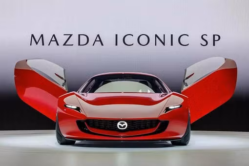 Mazda xác nhận xe thể thao MX-5 Miata sẽ có phiên bản điện hoá