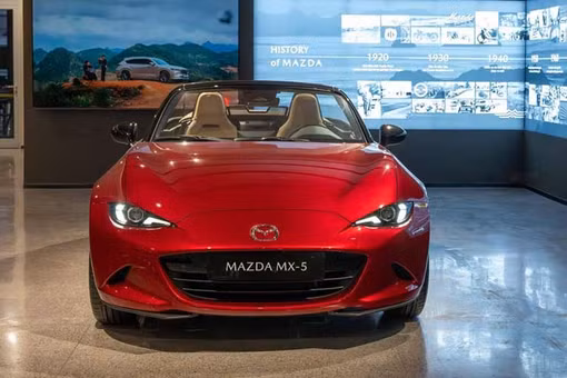 [GALLERY] Tận thấy Mazda MX-5 2026 - chốt giá từ dưới 1,5 tỷ tại Việt Nam