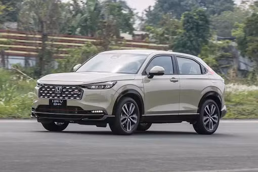 Honda HR-V G giảm 100% lệ phí trước bạ cạnh tranh Hyundai Creta