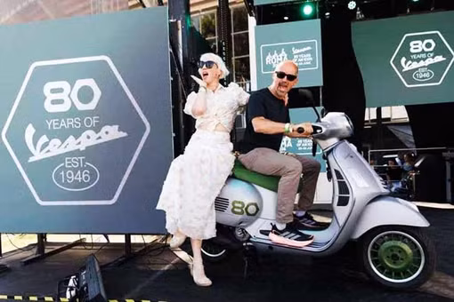 [GALLERY] Ra mắt Vespa GTS 310 Edizione Ottantesimo giới hạn 1.946 chiếc