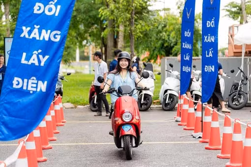 Hà Nội đề xuất hỗ trợ đến 20 triệu đồng giúp người dân đổi xe máy điện