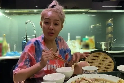 View - Những lần lộ mặt mộc của Ngân 98 khiến netizen 'hết hồn' | Báo Tri thức và Cuộc sống - TIN TỨC PHỔ BIẾN KIẾN THỨC 24H