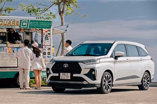 Hơn 6.700 xe Toyota đến tay khách Việt tháng 6/2026, Innova Cross dẫn đầu
