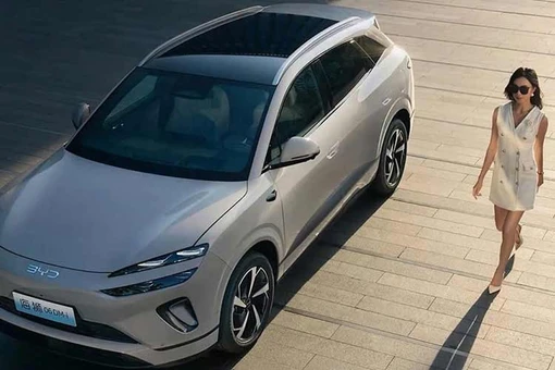 BYD Sealion 06 DM-i 2026 chạy 220km mà không "uống" một giọt xăng