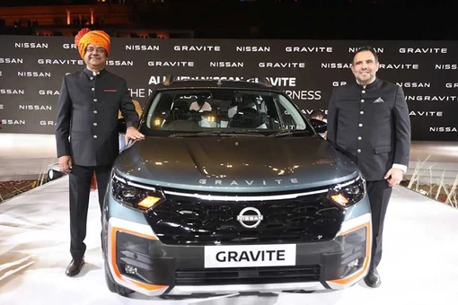 Cận cảnh Nissan Gravite 2026, MPV 7 chỗ "giá bèo" chỉ 170 triệu