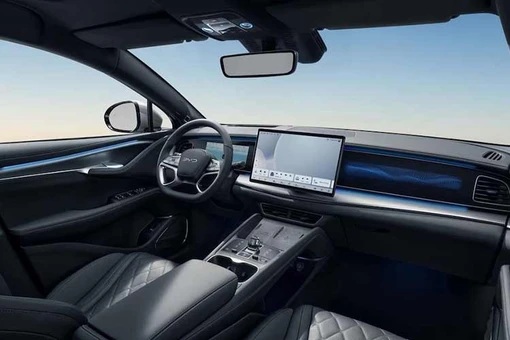 Không chỉ Trung Quốc, châu Âu cũng muốn bỏ cảm ứng trên màn hình ôtô