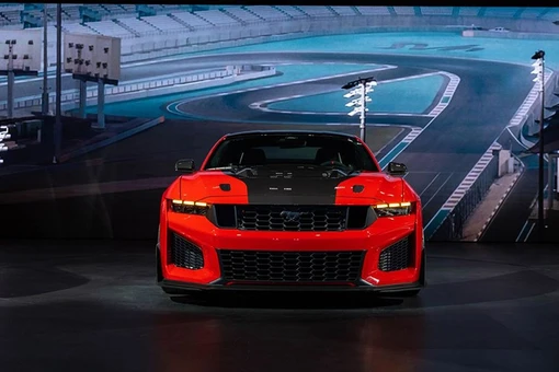 Ngắm chi tiết Ford Mustang Dark Horse SC 2026 vừa chính thức ra mắt