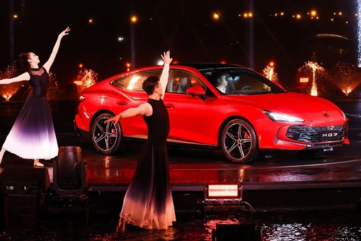 Cận cảnh MG7 2026 từ 409 triệu đồng, khoang lái dùng trí tuệ nhân tạo