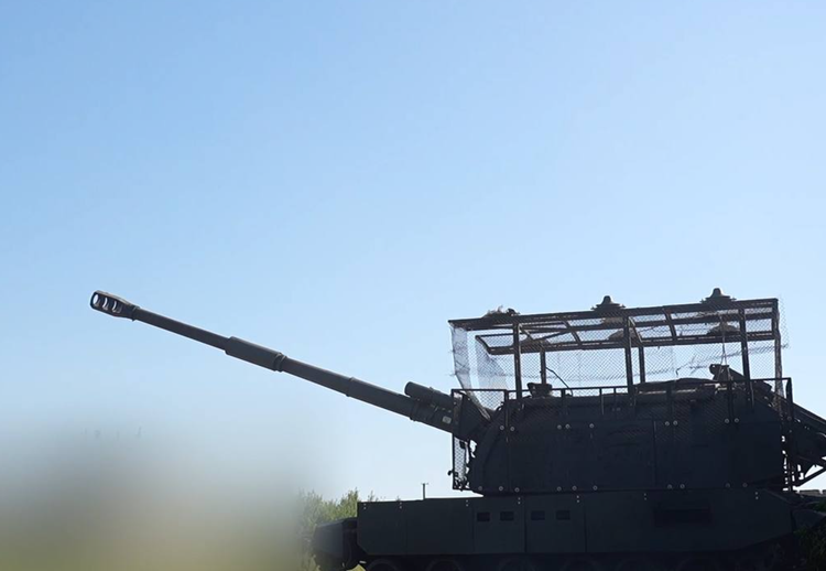 These changes have just been observed on the new 152 mm 2S19M2 Msta-S self-propelled guns deployed by Russian forces in the direction of Pokrovsk. Photo: @defence-blog. 3-4917.png