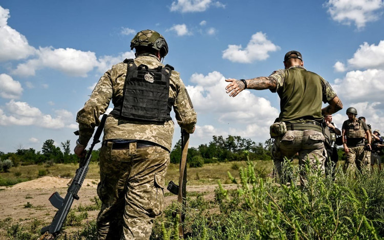 If the Privet-299 deployment campaign yields positive results, Ukraine can completely expand the use of this type of UAV in many other battlefields. That will contribute to enhancing precision strike capabilities, maintaining the initiative and enhancing deterrence in the war that is entering a new challenging phase. 12-9244.jpg
