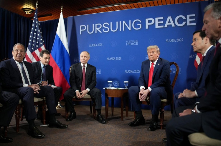 外交面でも状況は厳しい。ドナルド・トランプ米大統領がロシアのウラジーミル・プーチン大統領、ウクライナのウォロディミル・ゼレンスキー大統領と最近会談したことで、事態打開への期待が高まった。しかし、モスクワは近い将来にキエフとの直接首脳会談は行わないと表明した。 9.jpg