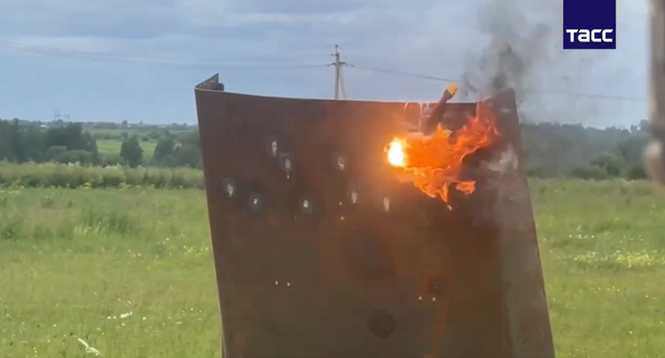 Russische Medien berichten, dass dieses Lasersystem noch in diesem Jahr live auf dem Schlachtfeld getestet wird. Foto: @TACC. 8-6832.png