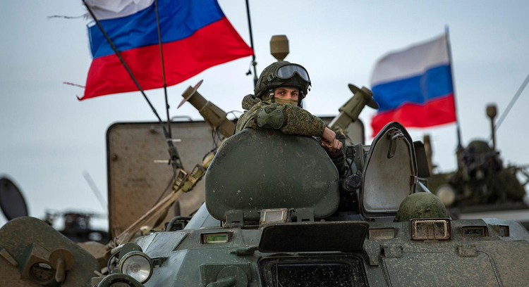 Según TASS, en diciembre de 2024, Shmotyev reafirmó el compromiso de la compañía con la recompensa por el derribo del F-16, demostrando así la intención de Rusia de elevar la moral militar y contrarrestar su avanzada tecnología militar. Fores ha pagado anteriormente recompensas por la destrucción de tanques occidentales, como el Leopard 2 alemán y el M1 Abrams estadounidense, con bonificaciones que oscilan entre 5 y 10 millones de rublos rusos por vehículo, dependiendo del valor estratégico del objetivo. Foto: @Carnegie Endowment. 6-6061.png