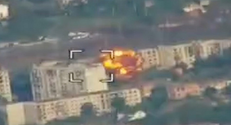 On August 13, 2025, according to Defense Express, the 24th Independent Mechanized Brigade of Ukraine released a video recording the moment a temporary garrison of the Russian Army in Bakhmut was destroyed by a precision strike from a Privet-299 fixed-wing drone. 1-anh-defense-express.jpg