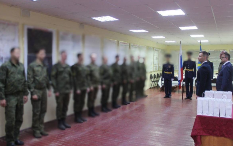 Esta hazaña en particular implicó el esfuerzo coordinado de 12 soldados rusos, quienes rastrearon, localizaron, neutralizaron y finalmente derribaron el F-16. Fuentes ucranianas también confirmaron la pérdida de un F-16. Foto: @FORES/Telegram. 2-832.png