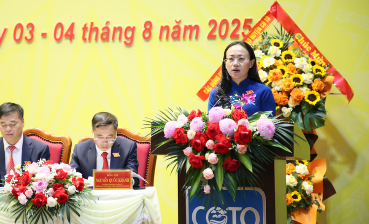 Bà Lê Ngọc Hân được chỉ định giữ chức vụ Bí thư Đảng ủy đặc khu Cô Tô nhiệm kỳ 2025-2030. anh-chup-man-hinh-2025-08-04-luc-184623.png