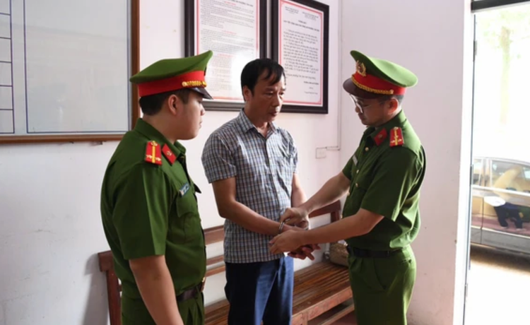 Đối tượng Văn Mạnh Thắng. anh-chup-man-hinh-2025-05-14-luc-174645.png