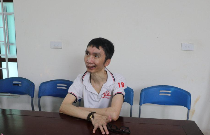 Trong đó, Nguyễn Đức Vinh giữ vai trò admin diễn đàn, được giao toàn quyền điều hành hoạt động của diễn đàn "Thiên địa" tại Việt Nam, gồm: quản lý hoạt động của diễn đàn, tìm kiếm đầu mối quảng cáo trên diễn đàn và các địa chỉ massage, quảng cáo đặt banner website cờ bạc, cá độ..., thu phí thành viên tham gia diễn đàn; quản lý hoạt động của hàng chục hội nhóm "vệ tinh" trên ứng dụng Telegram của diễn đàn. Các hội nhóm trên Telegram này thu hút hàng chục nghìn người tham gia, phát tán hàng nghìn nội dung khiêu dâm, đồi trụy. 09.png