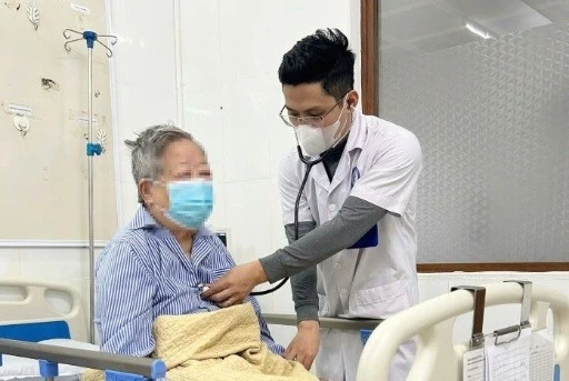 Chăm sóc bệnh nhân đái tháo đường tại Bệnh viện Nội tiết TƯ