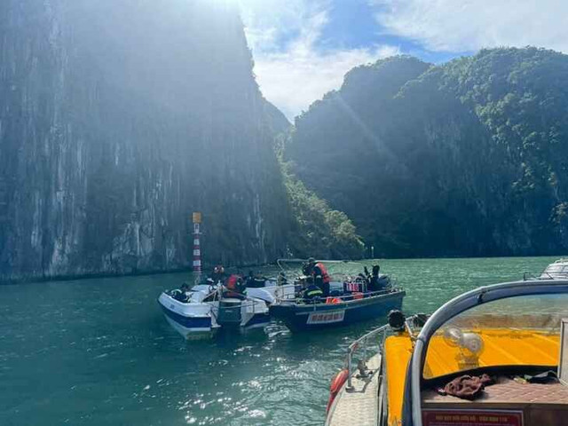 Khu vực phát hiện thi thể nghi nạn nhân cuối cùng vụ lật tàu Vịnh Xanh - Ảnh: Đội cứu hộ 116 1-1753520697975437536133.jpg