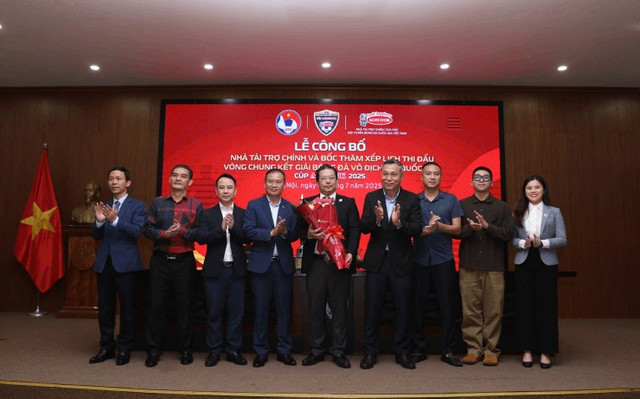 Giải đấu U15 quốc gia tiếp tục có sự đồng hành của nhà tài trợ lâu năm ha-noi-dau-u15hot2-1752665035-306-width740height461.png