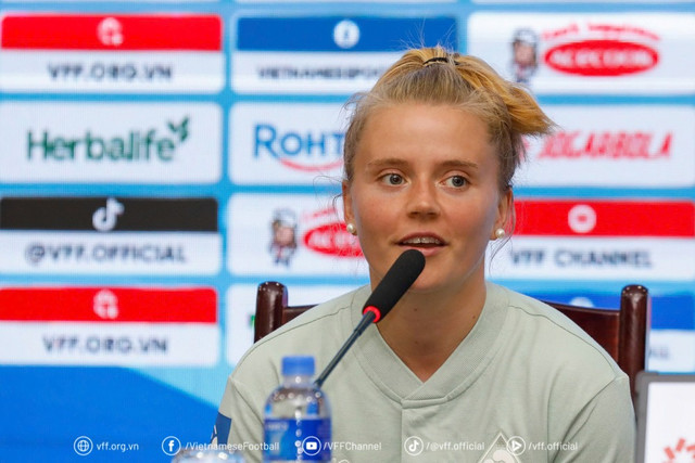 Nữ cầu thủ Ricarda Walkling của CLB Werder Bremen. d3.jpg