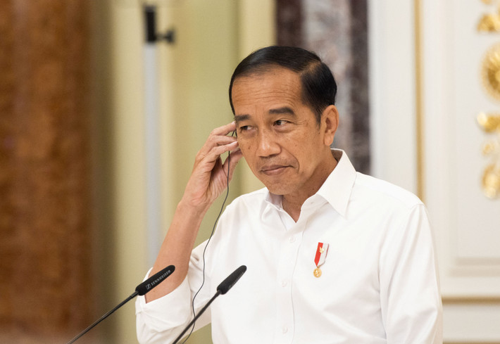 Ngày 12/8/2024, Tổng thống Indonesia Joko Widodo đã tổ chức cuộc họp nội các đầu tiên tại Nusantara, thủ đô mới sắp khánh thành của nước này. Được biết, Indonesia đang tích cực các hoạt động chuẩn bị cho Lễ kỷ niệm Quốc khánh lần thứ 79 (17/8) lần đầu tiên được tiến hành tại thủ đô mới Nusantara ở tỉnh Đông Kalimantan. Ảnh: Reuters.