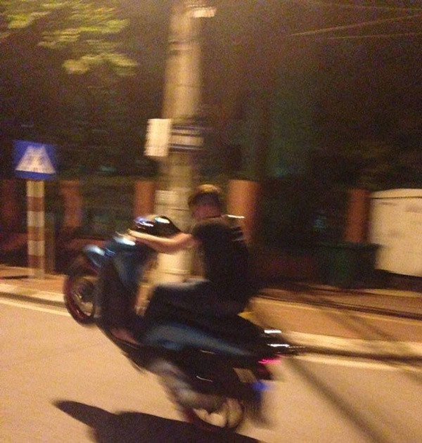 Đùa giỡn với tử thần.