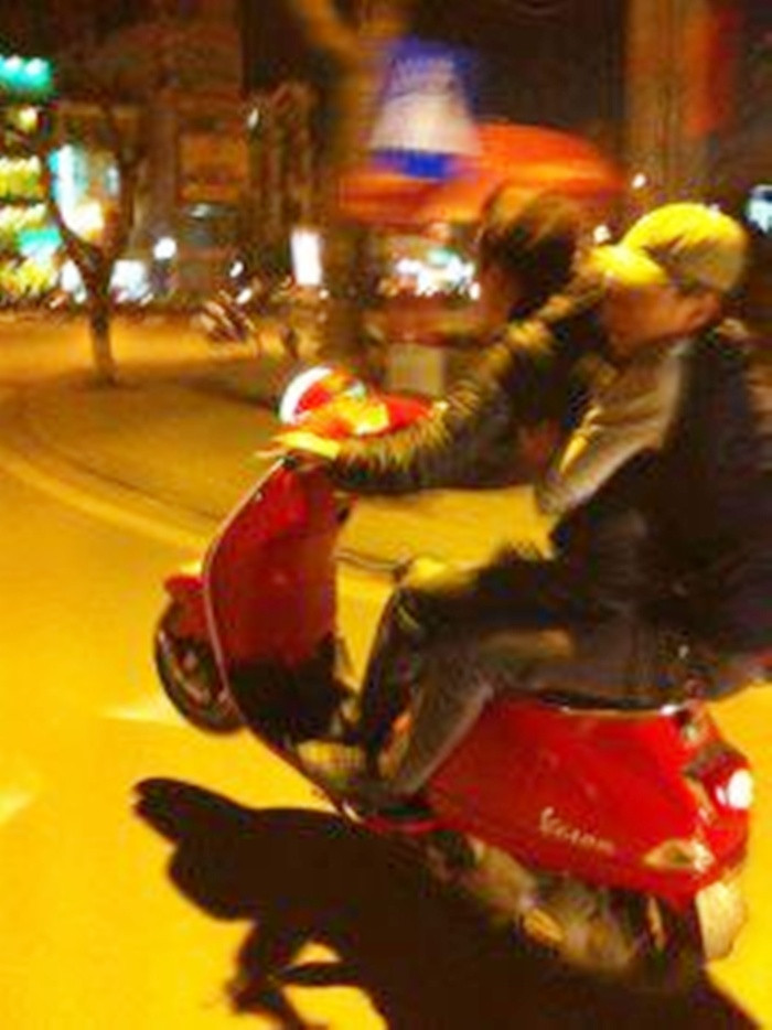 Rất nhiều chiếc xe tay ga đắt tiền...