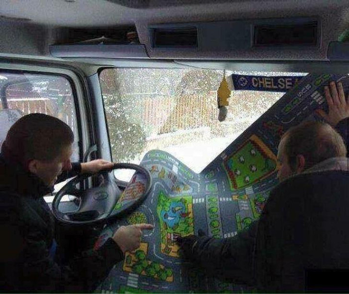 hi tôi và đứa bạn đi đường mà không tin vào Google Map.