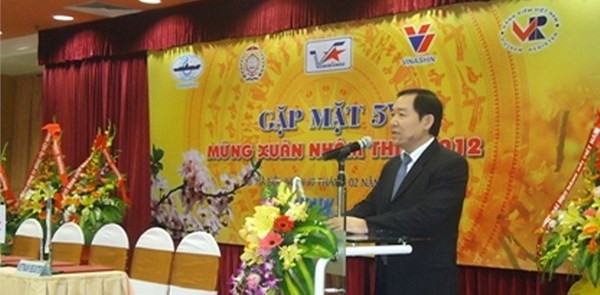 Đầu tháng 2/2012, trong vai trò Cục trưởng Cục Hàng hải Việt Nam, ông Dương Chí Dũng đã đến Cảng vụ Hàng hải TP HCM để tham dự Hội nghị Cán bộ - Công chức năm 2012. Ảnh: Cục Hàng hải Việt Nam.