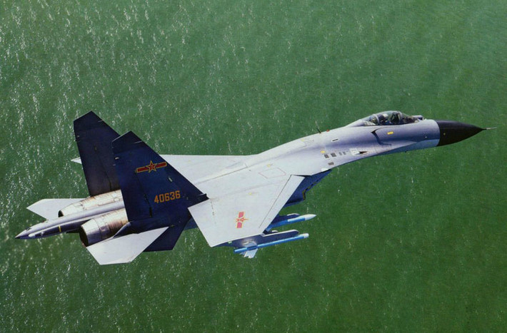 J-11 là tiêm kích đa năng được Trung Quốc sao chép không giấy phép gần như nguyên bản Su-27SK của Nga. Nó được trang bị radar tầm xa, có khả năng mang vũ khí tấn công đối không tầm ngắn - tầm xa và vũ khí đối đất không điều khiển.
