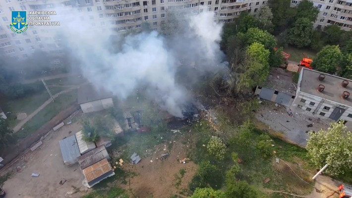 Nga phát động một cuộc tấn công quy mô lớn vào Vùng Kharkov ở Ukraine vào sáng 11/5. Lực lượng Nga đã đẩy lùi quân Ukraine và giành quyền kiểm soát một số khu định cư ở biên giới. Ảnh: Reuters.