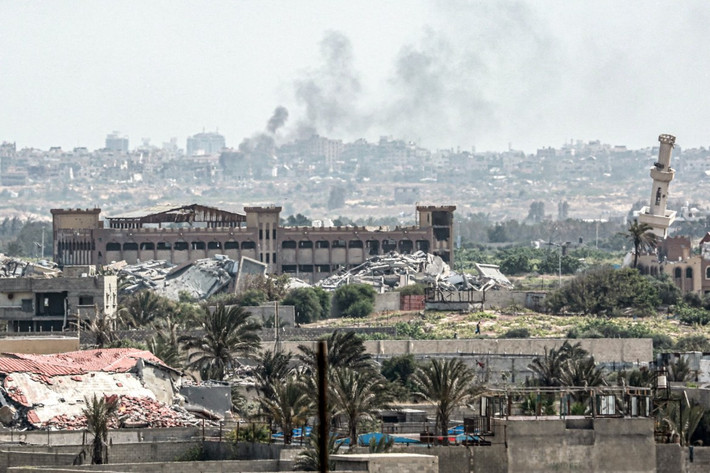 Số liệu từ Văn phòng truyền thông tại Gaza cho thấy, trong 200 ngày chiến sự, quân đội Israel đã thả 75.000 tấn chất nổ xuống Dải Gaza, biến phần lớn cơ sở hạ tầng dân sự của khu vực này thành đống đổ nát.