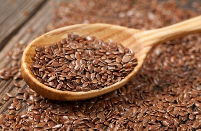 Hạt lanh: Hạt lanh là nguồn thực phẩm tốt cho phổi nhờ chứa lượng Omega-3 dồi dào. Một bát ngũ cốc thêm chút hạt lanh mỗi buổi sáng là cách dễ dàng nhất giúp bạn thanh lọc cơ thể.