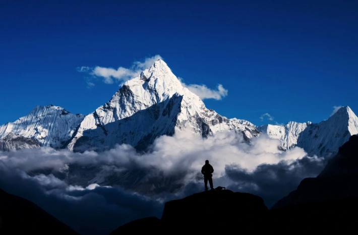 Đỉnh Everest có 200 thi thể trải dọc theo những con đường mòn được sử dụng làm điểm tham chiếu cho những người leo núi.