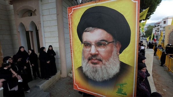 Theo các nguồn tin tại Israel, nội các an ninh Israel trước đó đã rút lại kế hoạch giết ông Nasrallah, nhưng sau khi xác định nhân vật này sẽ tham dự một cuộc họp tại khu phức hợp chỉ huy, họ đã phê duyệt kế hoạch tấn công.