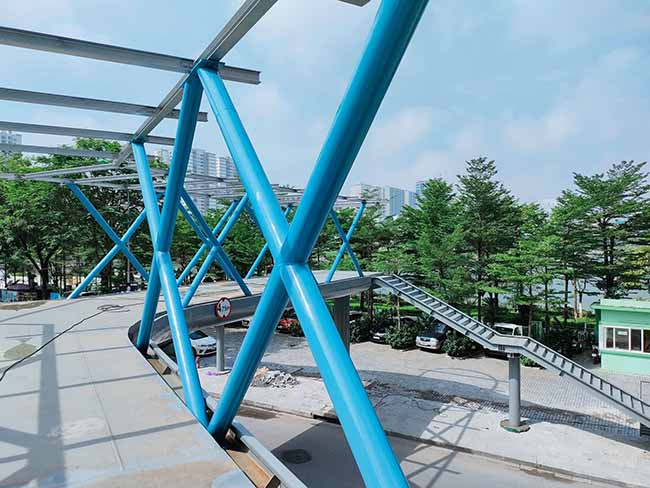 Công trình được kỳ vọng sẽ đem lại an toàn cho người dân của các hộ chung cư và đặc biệt là học sinh một số trường học nằm quanh khu vực này.