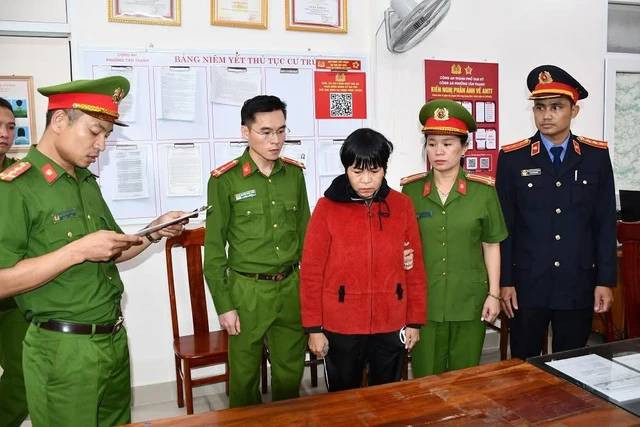 Kết quả điều tra xác định khoảng 22h5 ngày 2/1/2023, tại nhà Tô Thị Ty Na, cháu Nguyễn Văn Hoàng (SN 2017) là con ruột Na chết ở nhà vệ sinh. Căn cứ vào tài liệu, chứng cứ thu thập được, cơ quan công an xác định đối tượng Na đã có hành vi giết cháu Hoàng, mục đích để trục lợi bảo hiểm.