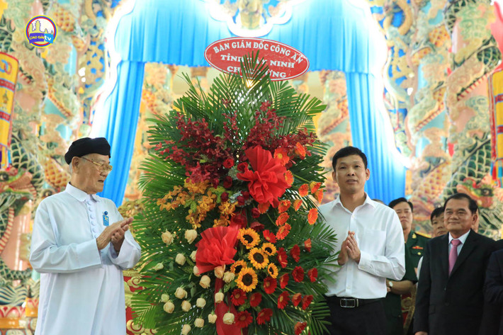 Trước khi làm Giám đốc Công an tỉnh Bình Dương, đại tá Đẹp từng giữ chức vụ Trưởng Công an huyện Dương Minh Châu, Trưởng phòng tổ chức cán bộ (Công an tỉnh Tây Ninh).