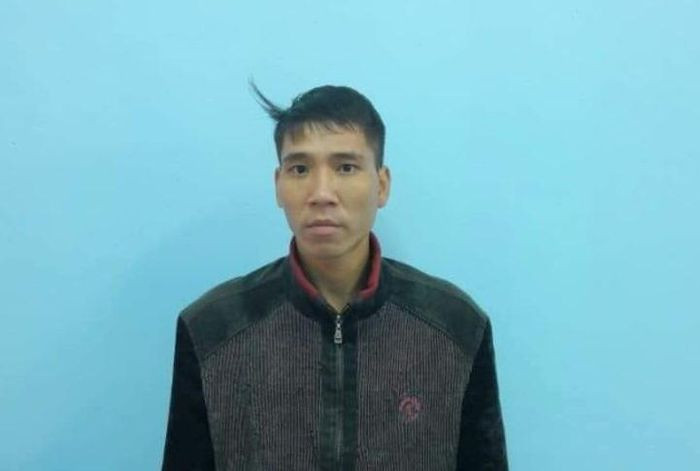 Đâm 2 người thương vong vì tiếng hú bên đường: Sau khi đi xe máy qua đám đông, nhóm của Trần Văn Hải (SN 1992, trú huyện Chư Prông, tỉnh Gia Lai) nghe thấy tiếng hú bên đường. Bực tức, nhóm này quay lại, sau đó Hải dùng dao đâm 2 người thương vong. Ngày 25/11, Công an tỉnh Gia Lai cho biết đang điều tra, làm rõ.