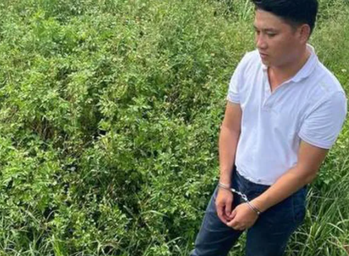  Giết chủ nợ chôn xác rồi đào lên đốt phi tang: Sau khi sát hại chủ nợ là anh Dương Công Cường (SN 1974, ở huyện Gia Lộc, Hải Dương), Cao Tài Năng (SN 1981, trú TP Hải Dương) đã đưa nạn nhân ra chôn ở ven sông, chưa an tâm, hắn tiếp tục đào xác nạn nhân lên đốt để phi tang.... Ngày 11/8, VKSND tỉnh Hải Dương cho biết đã truy tố Năng. 